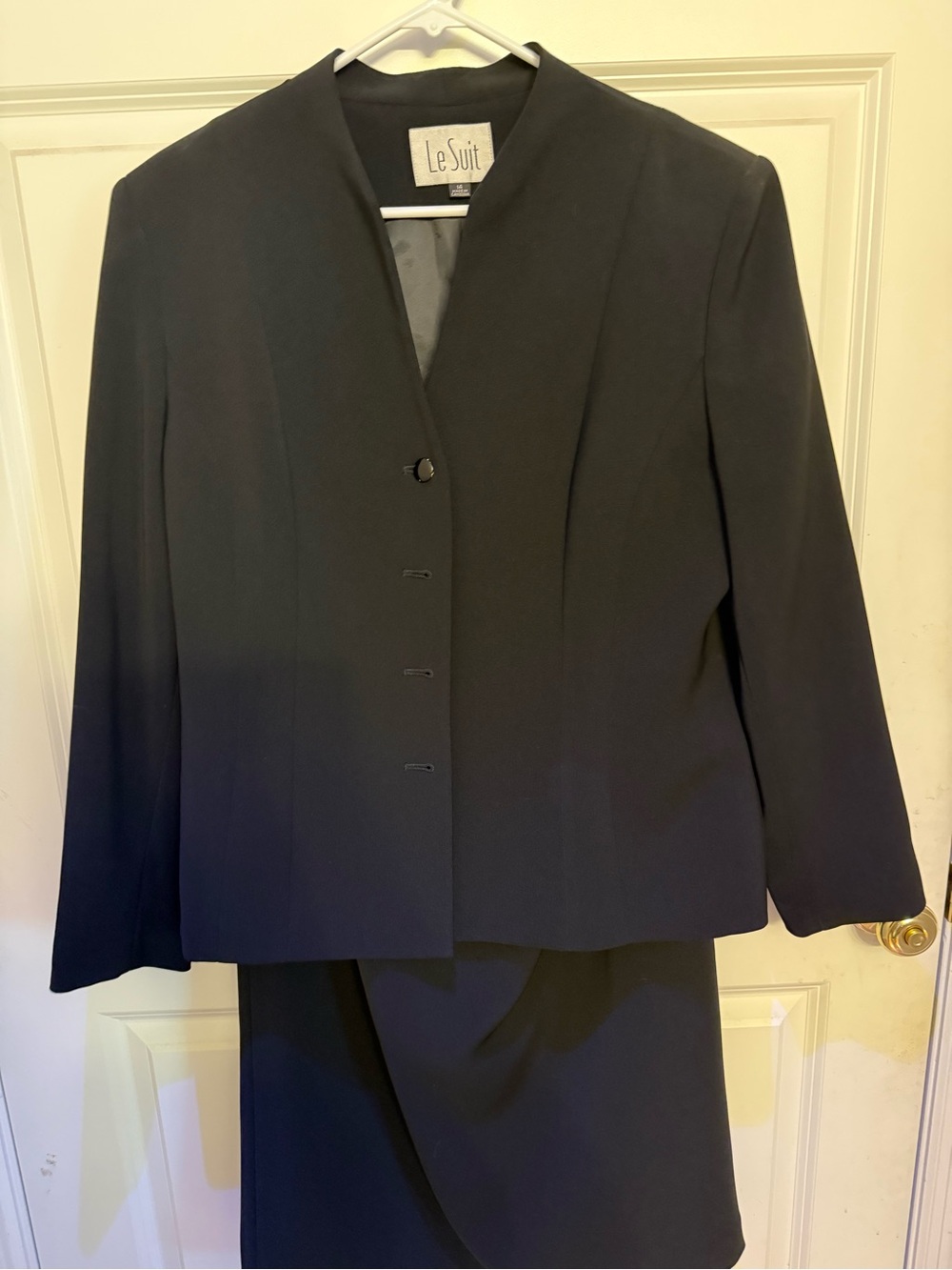 Le Suit Black 2-Piece Skirt Suit Set Collarless Blazer Pencil Skirt Size 14